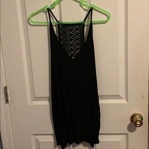Black v-neck Old Navy tank top